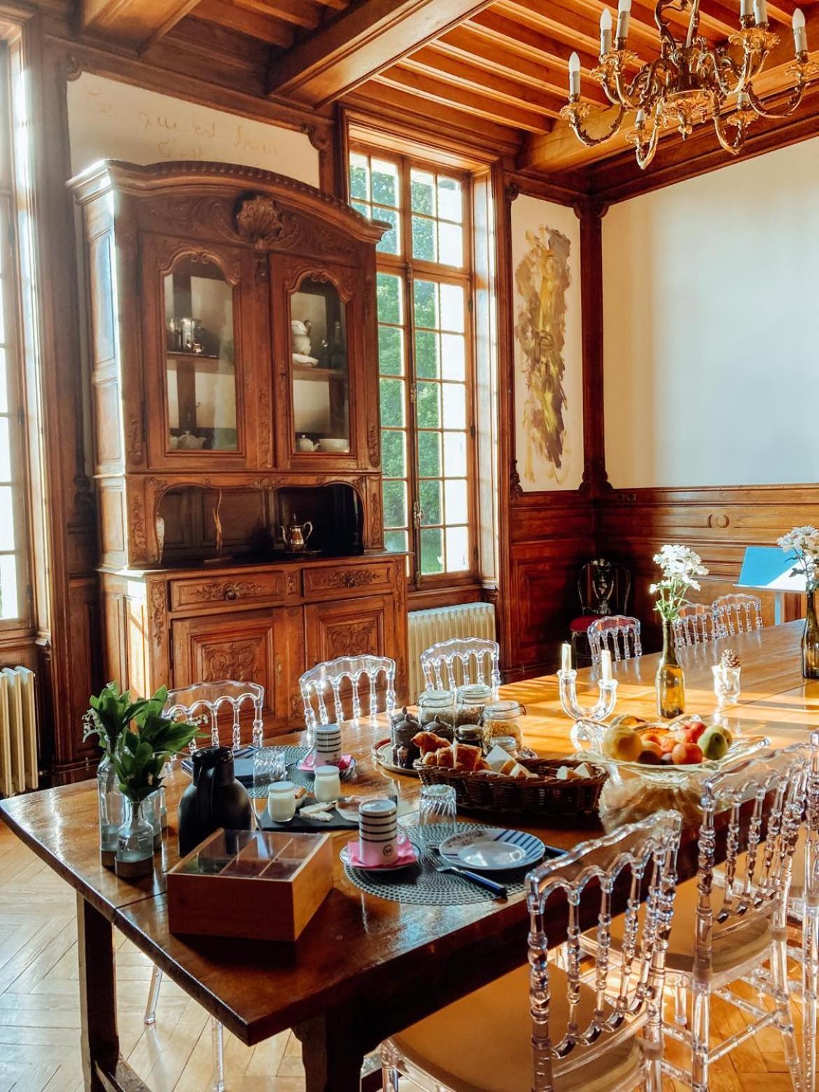 Chateau Du Guerinet Saint-Priest-Bramefant Екстериор снимка
